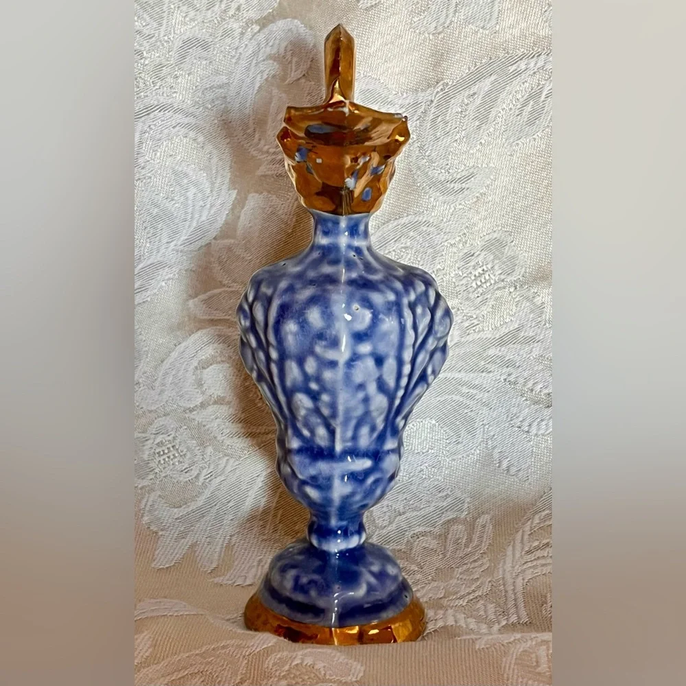 VTG Goldra E. Palestine Blue Gold Ewer Pitcher Mold 422 5.75